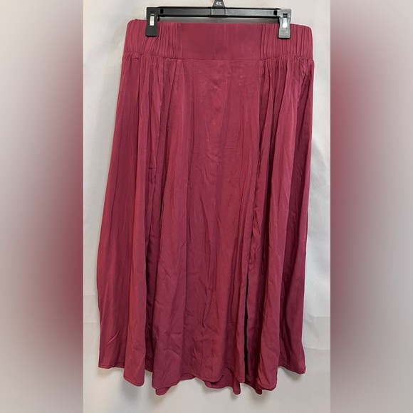 Torrid Women's Dark Red Maroon High Waist‎ Button Midi Skirt Sz 0 - Picture 5 of 12